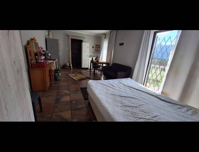 1 BEDROOM PROPERTY TO RENT IN DANA BAY